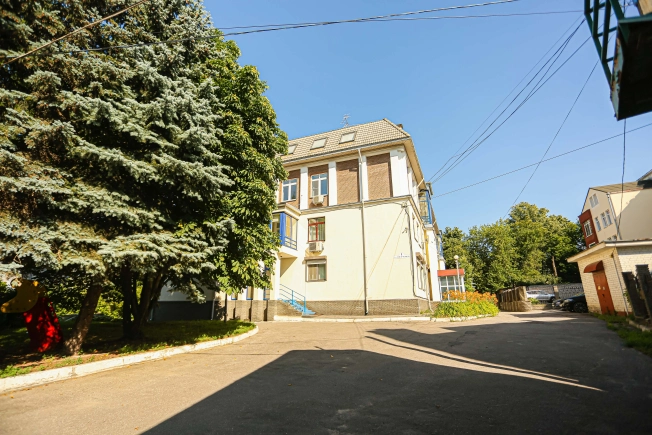 Купить пятикомнатную квартиру в Нижегородской области. Вариант № 9208728, 42, площадь -  квм, цена 30000000 рублей