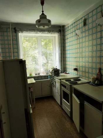 Купить квартиру в районе Ленинский в Кемерове. Вариант № 59970, 4, площадь -  квм, цена 4170000 рублей