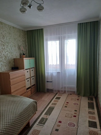 Купить трехкомнатную квартиру на улице Ильи Мухачева в Бийске. Вариант № 14263, 5, площадь -  квм, цена 5900000 рублей