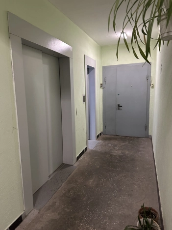 Купить квартиру в Москве. Вариант № 9903672, 10, площадь -  квм, цена 25000000 рублей