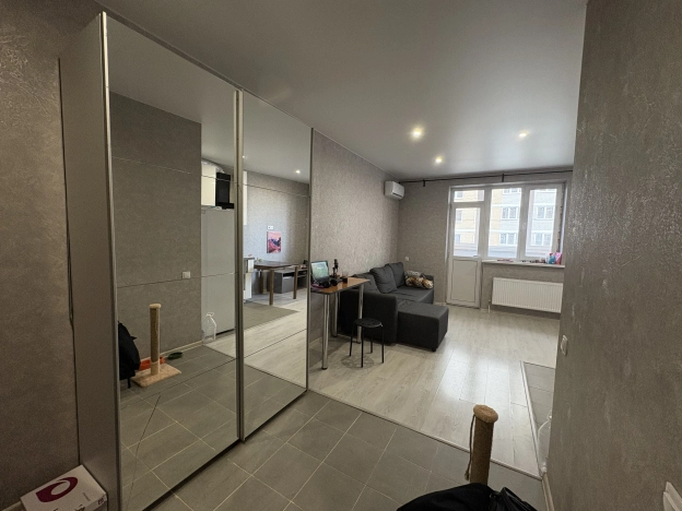 Купить Студию в Краснодаре. Вариант № 8931908, 3, площадь -  квм, цена 3700000 рублей