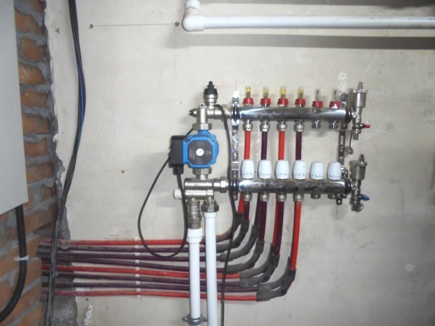 Купить здания в Омске. Вариант № 22815, 6, площадь -  квм, цена 17000000 рублей