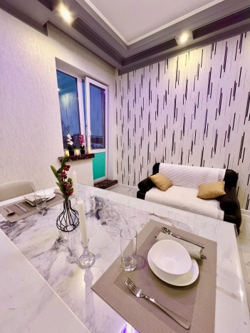 Купить дом у метро Золотая нива в Новосибирске. Вариант № 5614, 8, площадь -  квм, цена 5800000 рублей