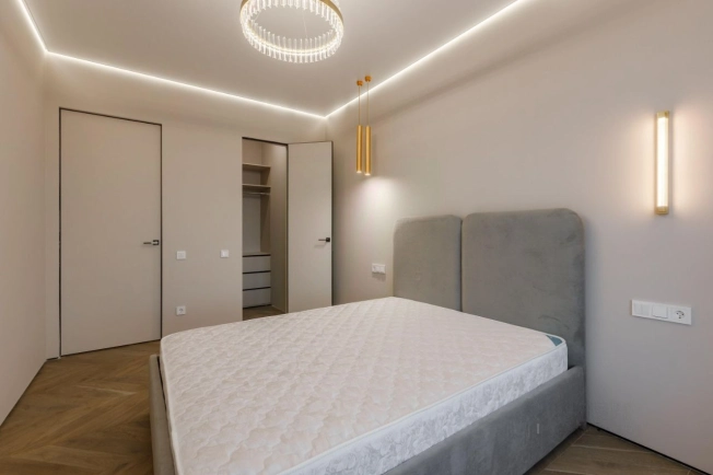 Купить квартиру в Москве. Вариант № 8882177, 8, площадь -  квм, цена 32500000 рублей