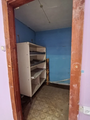 Купить торговые помещения в Гороховеце. Вариант № 2796204, 14, площадь -  квм, цена 1500000 рублей