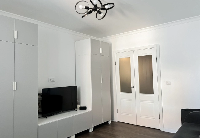 Купить двухкомнатную квартиру в районе Октябрьский в Владимире. Вариант № 1024315, 5, площадь -  квм, цена 9700000 рублей