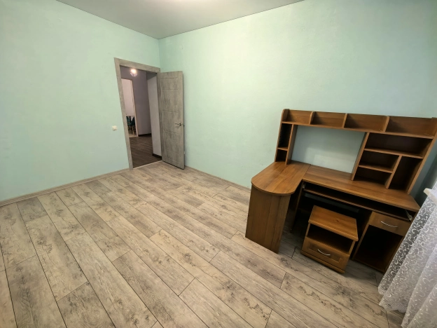 Снять квартиру в Калининграде. Вариант № 10255625, 7, площадь -  квм, цена 35000 рублей