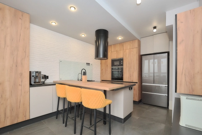 Купить трехкомнатную квартиру на улице Касимовское шоссе в Рязани. Вариант № 5550052, 0, площадь -  квм, цена 13490000 рублей