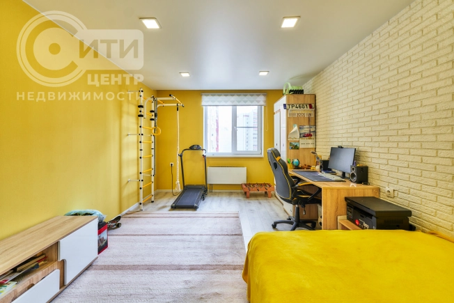 Купить трехкомнатную квартиру в Воронеже. Вариант № 1262803, 18, площадь -  квм, цена 9990000 рублей