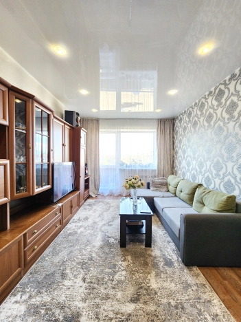 Купить трехкомнатную квартиру в Кызыле. Вариант № 2875037, 0, площадь - квм, цена 8600000 рублей