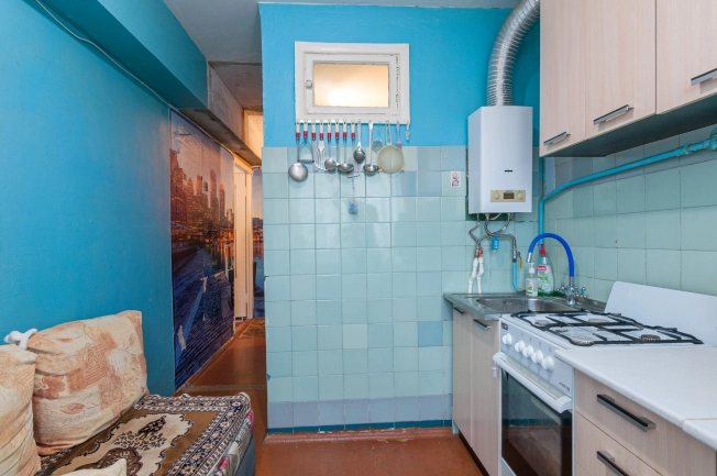 Купить квартиру в Вологодской области. Вариант № 7583070, 6, площадь -  квм, цена 1900000 рублей