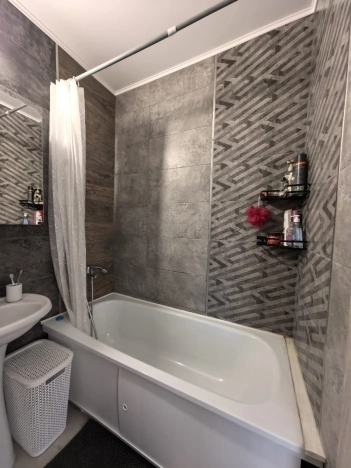 Купить однокомнатную квартиру в Микрорайоне 11-й в Белгороде. Вариант № 5513277, 1, площадь -  квм, цена 4150000 рублей