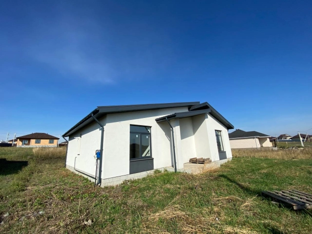 Купить дом на улице Везельская в Белгороде. Вариант № 6680430, 4, площадь -  квм, цена 7600000 рублей