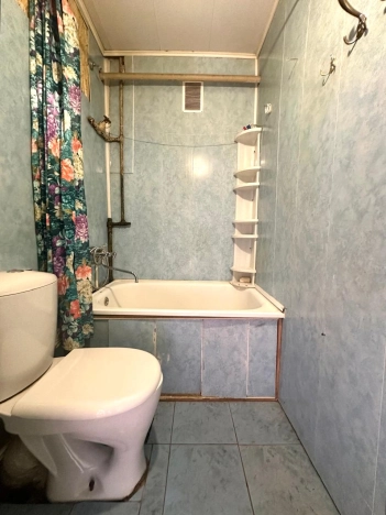 Купить однокомнатную квартиру в Калужской области. Вариант № 3334180, 6, площадь -  квм, цена 890000 рублей