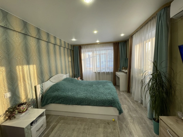 Купить двухкомнатную квартиру в Микрорайоне 15-й, Ангарск в Ангарске. Вариант № 33528, 11, площадь -  квм, цена 3799000 рублей