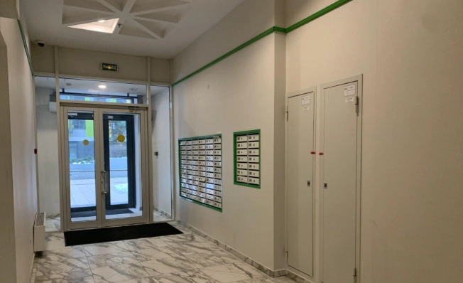 Купить квартиру в Москве. Вариант № 8125924, 21, площадь -  квм, цена 24790000 рублей