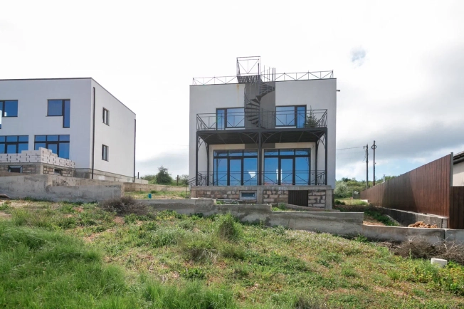 Купить дом в Севастополе. Вариант № 43151, 1, площадь -  квм, цена 15000000 рублей