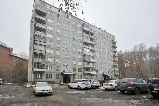 Купить трехкомнатную квартиру на улице Ленина в Бердске. Вариант № 29931, 25, площадь -  квм, цена 4990000 рублей