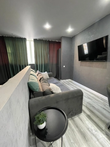 Купить однокомнатную квартиру в Краснодаре. Вариант № 9809610, 1, площадь -  квм, цена 4500000 рублей