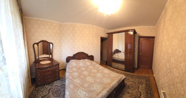 Купить квартиру в Москве. Вариант № 8856757, 8, площадь -  квм, цена 25900000 рублей