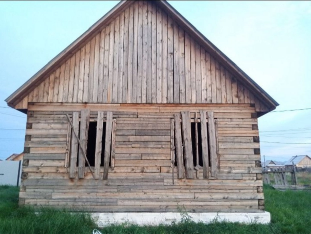 Купить дом в Иркутской области. Вариант № 8811534, 3, площадь -  квм, цена 2300000 рублей