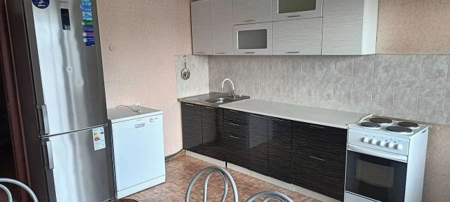 Купить трехкомнатную квартиру в Новосибирске. Вариант № 7209873, 2, площадь -  квм, цена 7500000 рублей