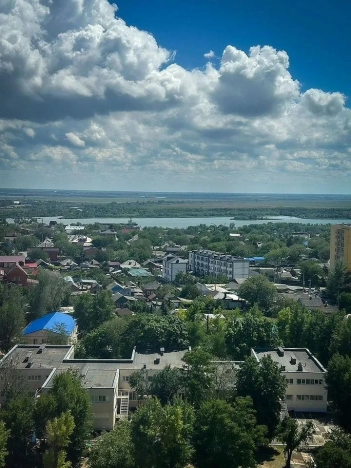 Купить двухкомнатную квартиру в Ростовской области. Вариант № 3229647, 15, площадь -  квм, цена 7200000 рублей