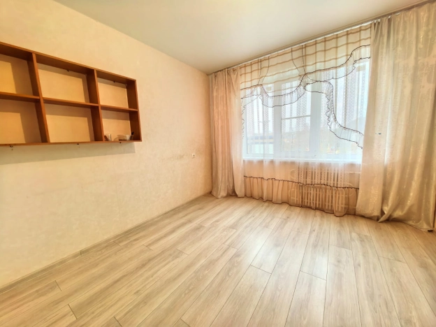 Купить трехкомнатную квартиру в Микрорайоне 8-й, Элиста в Элисте. Вариант № 9090985, 7, площадь -  квм, цена 6100000 рублей