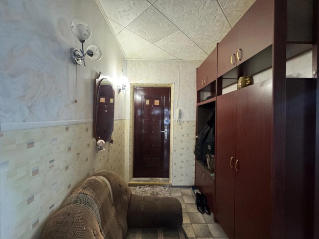 Купить трехкомнатную квартиру в Микрорайоне 29-й, Ангарск в Ангарске. Вариант № 44372, 8, площадь -  квм, цена 5700000 рублей