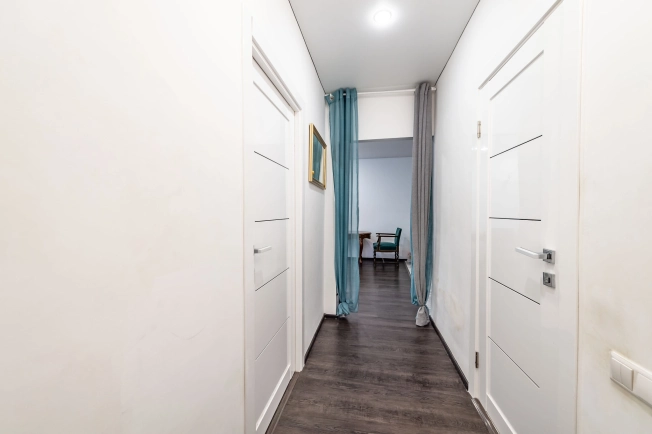 Купить однокомнатную квартиру у метро Адмиралтейская в Санкт-Петербурге. Вариант № 2553274, 10, площадь -  квм, цена 18300000 рублей