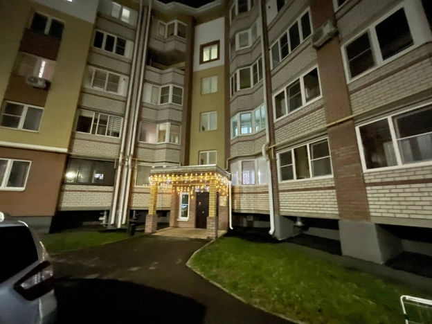 Купить квартиру на вторичке на улице Молодёжная в Владимирской области. Вариант № 10008467, 20, площадь -  квм, цена 4750000 рублей