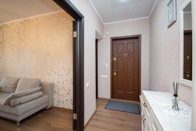 Купить двухкомнатную квартиру в Балакове. Вариант № 7691992, 18, площадь -  квм, цена 5000000 рублей