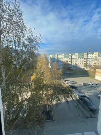 Купить трехкомнатную квартиру в районе Ленинский в Новосибирске. Вариант № 40405, 20, площадь -  квм, цена 5750000 рублей