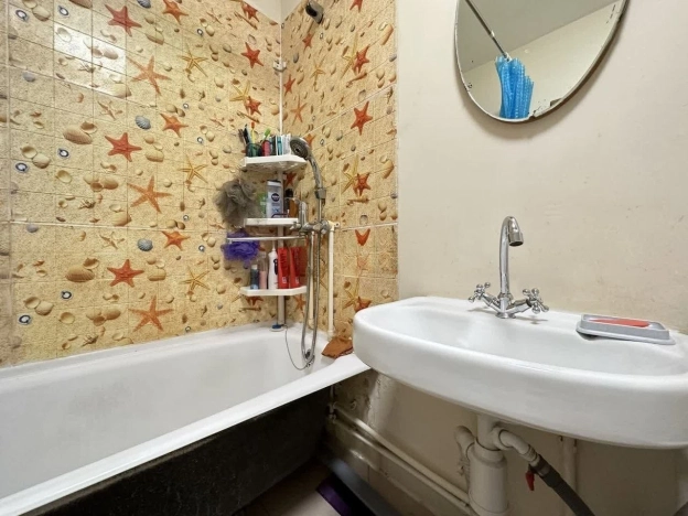 Купить многокомнатную квартиру в районе Невский в Санкт-Петербурге. Вариант № 18248, 27, площадь -  квм, цена 19100000 рублей