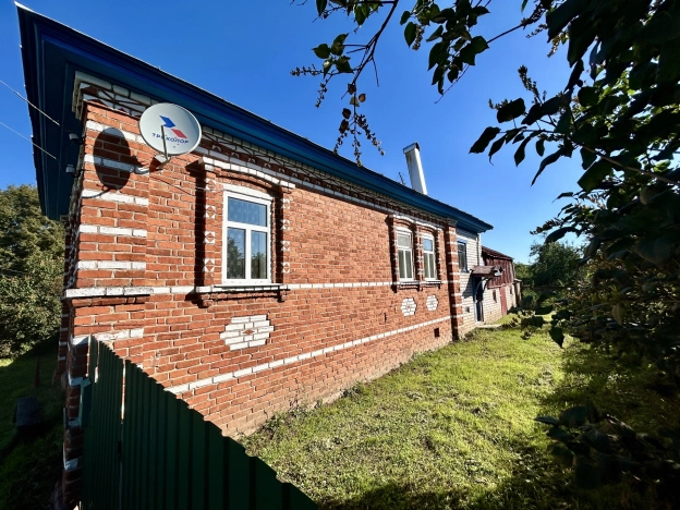 Купить дом на улице Ленина в Нижегородской области. Вариант № 2932485, 2, площадь -  квм, цена 2400000 рублей