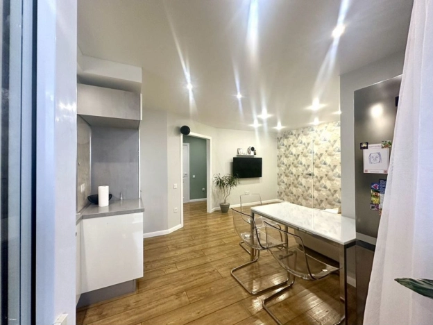 Купить квартиру в Смоленске. Вариант № 10129958, 7, площадь -  квм, цена 6990000 рублей