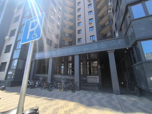 Купить двухкомнатную квартиру в Краснодаре. Вариант № 33735, 1, площадь - квм, цена 6350000.0000 рублей