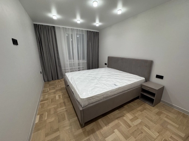 Купить квартиру в Москве. Вариант № 9955905, 4, площадь -  квм, цена 35000000 рублей