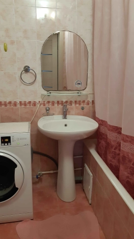 Купить двухкомнатную квартиру в Ростовской области. Вариант № 9570844, 5, площадь -  квм, цена 5700000 рублей