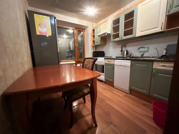 Купить трехкомнатную квартиру в Санкт-Петербурге. Вариант № 8822073, 1, площадь -  квм, цена 21000000 рублей