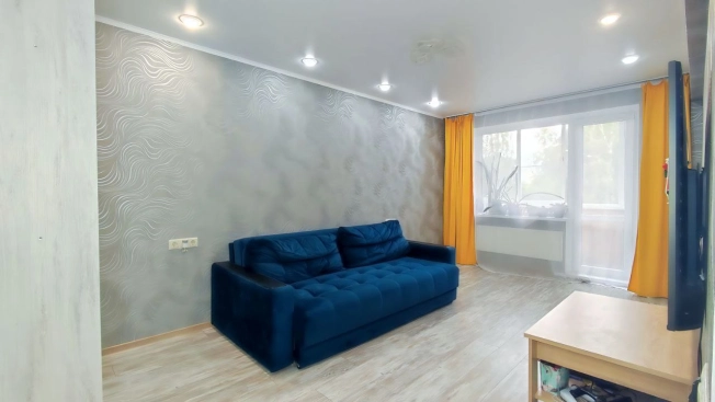 Купить трехкомнатную квартиру в Калуге. Вариант № 49596, 1, площадь -  квм, цена 4800000 рублей