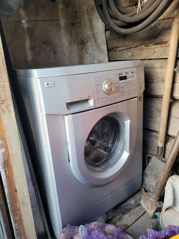 Купить дом на улице Совхозная в Тюменской области. Вариант № 2654793, 33, площадь -  квм, цена 2000000 рублей