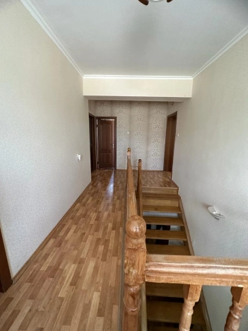 Купить дом на улице Парковая в Элисте. Вариант № 7023, 32, площадь -  квм, цена 14000000 рублей