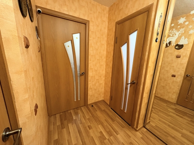 Купить однокомнатную квартиру в Сыктывкаре. Вариант № 9665084, 8, площадь -  квм, цена 3630000 рублей