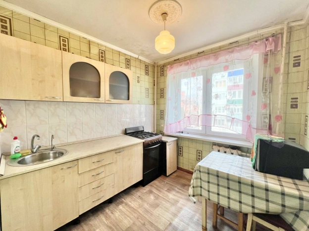 Купить двухкомнатную квартиру в Балакове. Вариант № 33294, 0, площадь -  квм, цена 2550000 рублей