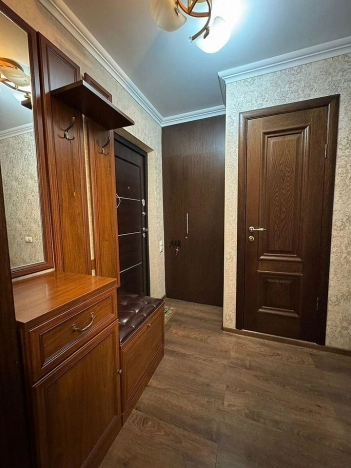 Купить однокомнатную квартиру в Ростовской области. Вариант № 527075, 7, площадь -  квм, цена 5780000 рублей