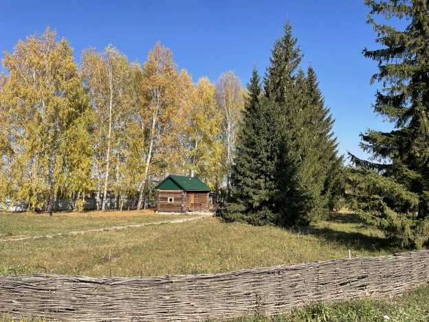 Купить земельный участок в Тюменской области. Вариант № 46877, 15, площадь -  квм, цена 120000000 рублей