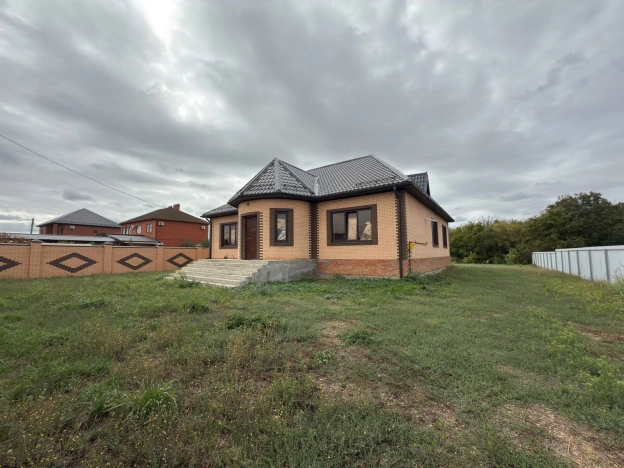 Купить дом в Краснодаре. Вариант № 6148545, 1, площадь -  квм, цена 15500000 рублей