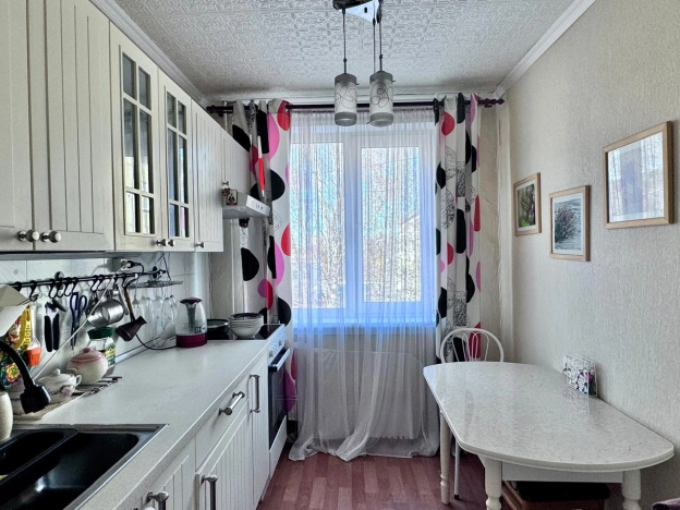 . Вариант № 4000720, 3, площадь - 43.3 квм, цена 4100000 рублей