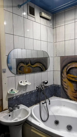 Купить трехкомнатную квартиру в районе Ленинский в Новосибирске. Вариант № 59887, 16, площадь -  квм, цена 5100000 рублей